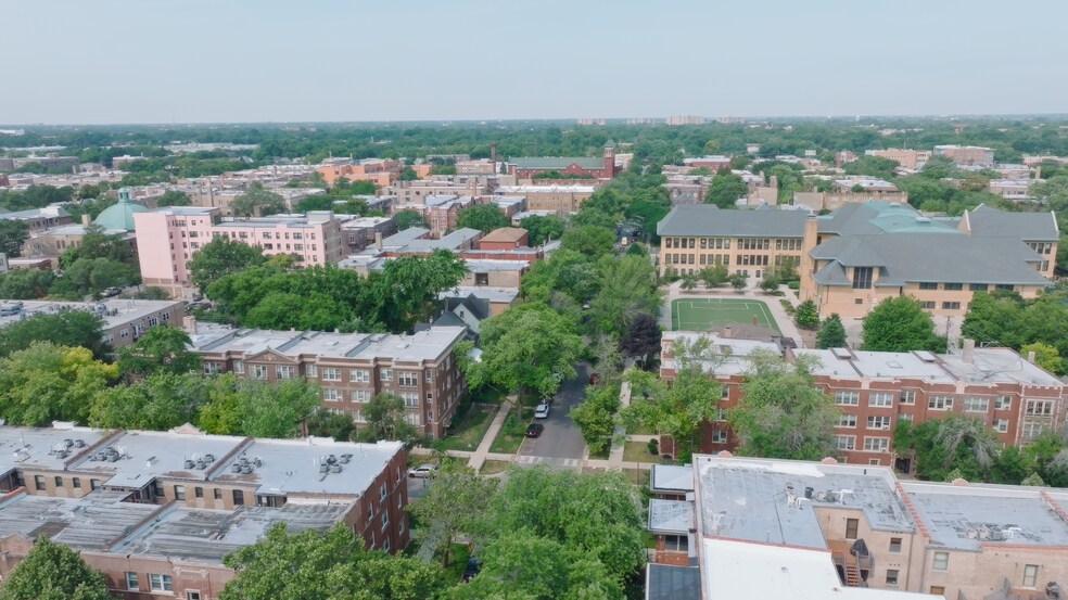 More Photos Of 1409-1411 W Lunt Ave, Chicago Storefront Retail Residential For Sale