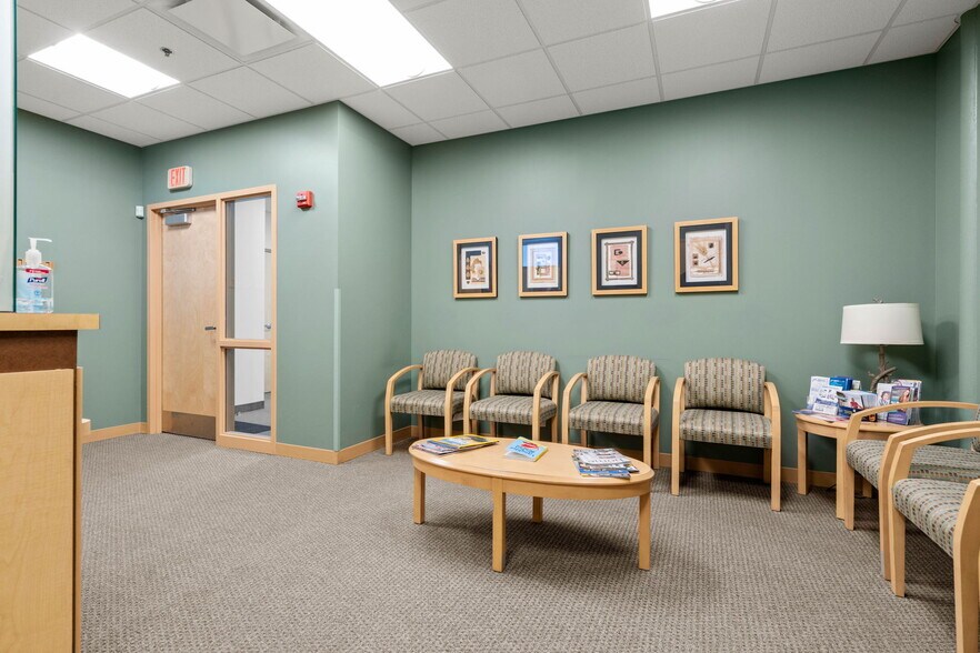 More Photos Of , Lawrence Office For Sale