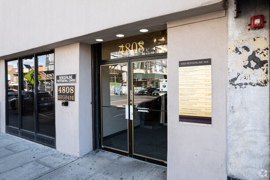 More Photos Of 4808 Bergenline Ave, Union City Medical For Lease