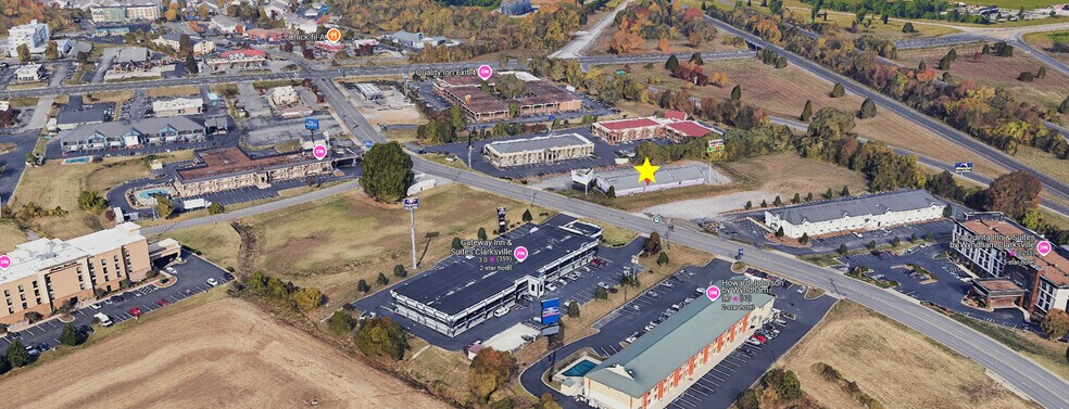 More Photos Of 211 Holiday Dr, Clarksville General Retail For Sale