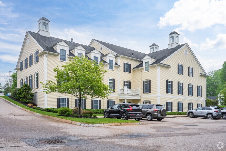 More Photos Of 30 Mechanic St, Foxborough Office For Lease