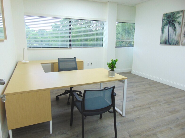 More Photos Of 1690 S Congress Ave, Delray Beach Medical For Lease