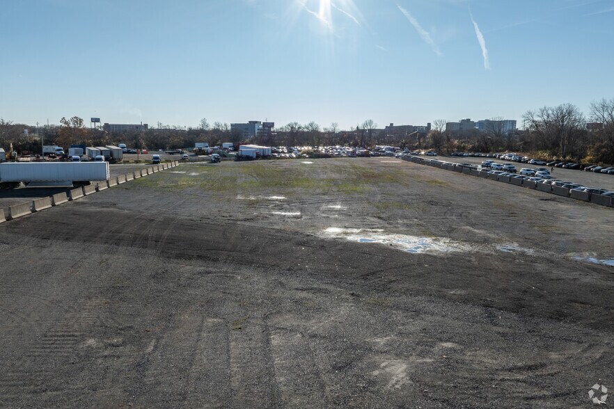 More Photos Of 1435 River Ave, Camden Land For Lease