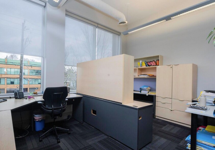 More Photos Of 229 Sheppard Ave W, Toronto Office For Sale