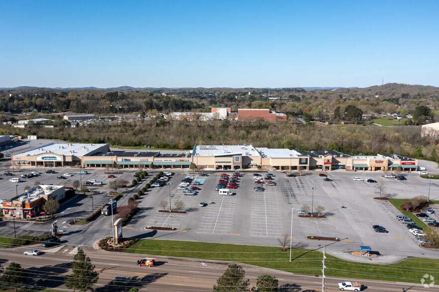 More Photos Of 419 Paul Huff Pky, Cleveland Unknown For Lease
