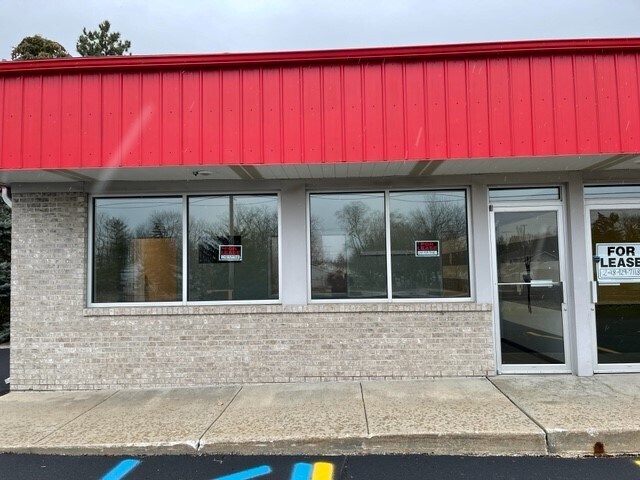 More Photos Of 360 E Grand Blanc Rd, Grand Blanc Office For Lease