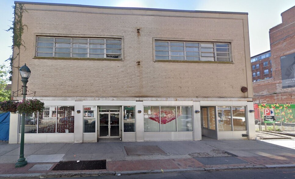 More Photos Of 824 Chapel St, New Haven Storefront For Lease