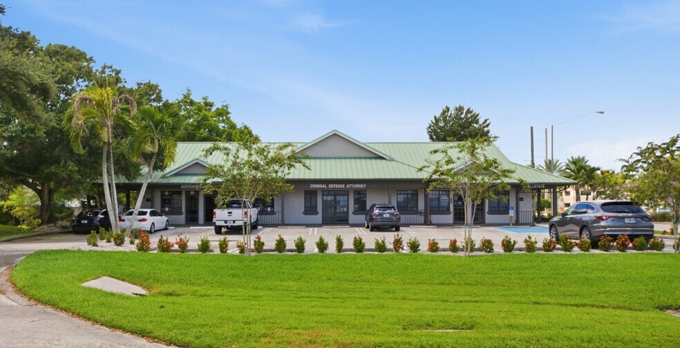 Primary Photo Of 756-762 SE Port St Lucie Blvd, Port Saint Lucie Office For Lease
