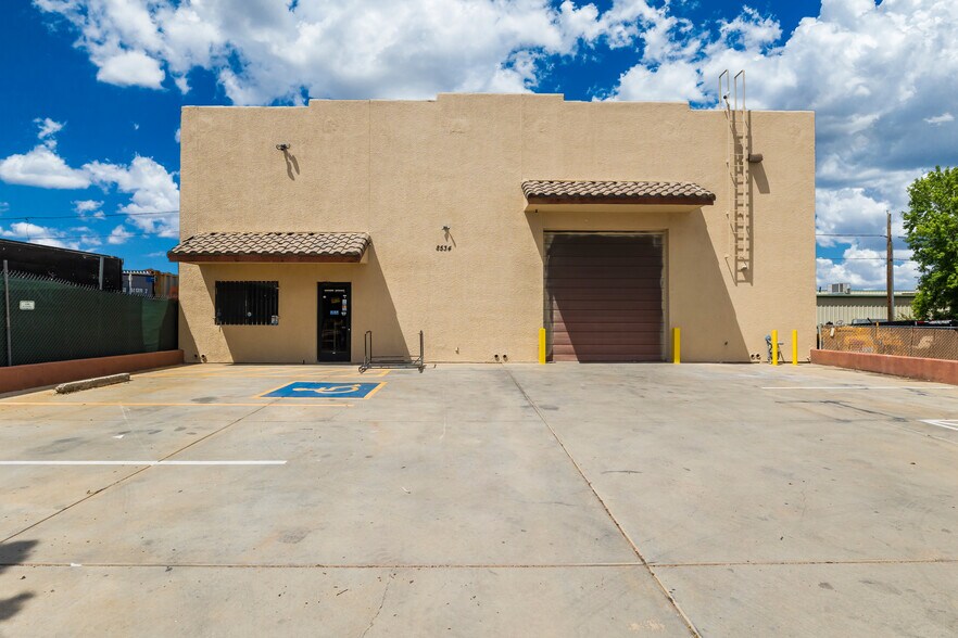More Photos Of 8534 E Valley Rd, Prescott Valley Warehouse For Lease