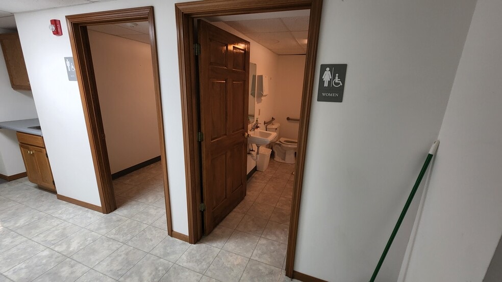 More Photos Of 450 S Durkin Dr, Springfield Office For Sale