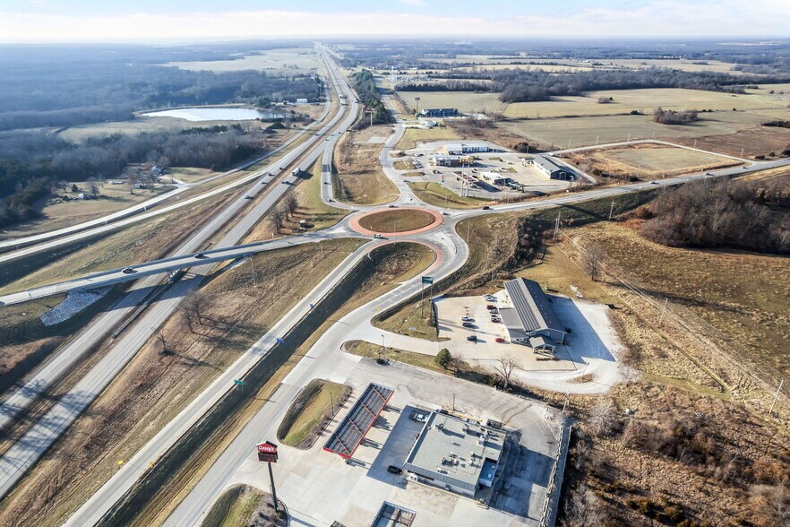 More Photos Of 1 Proactive Dr, New Florence Hotel For Sale