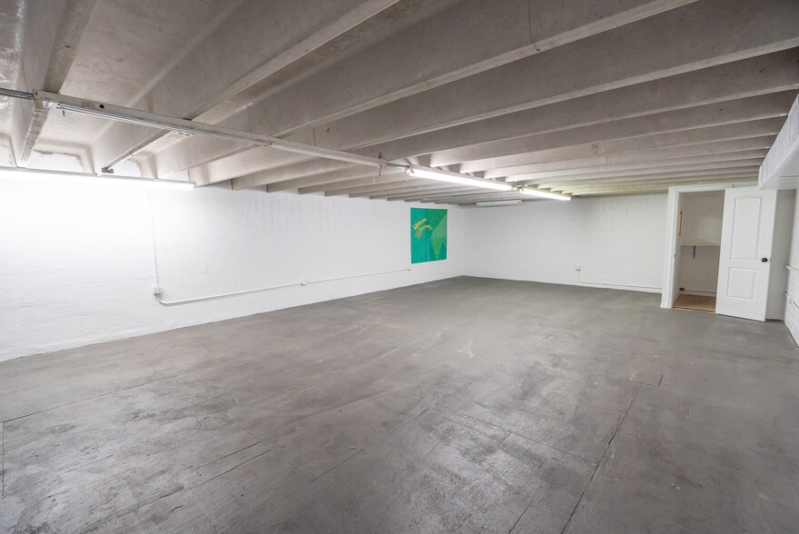 More Photos Of 363-367 NE 61st St, Miami Loft Creative Space For Lease