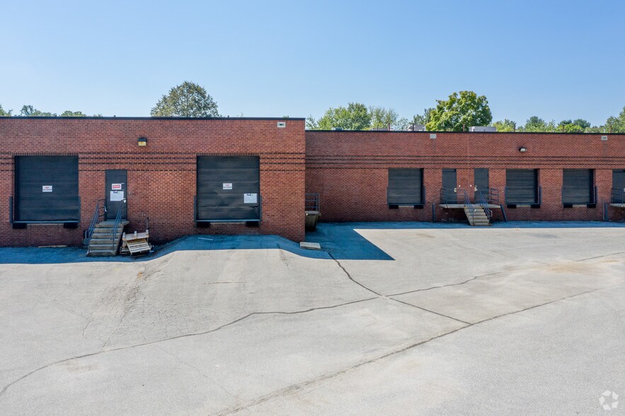 More Photos Of 8300 Guilford Rd, Columbia Unknown For Lease