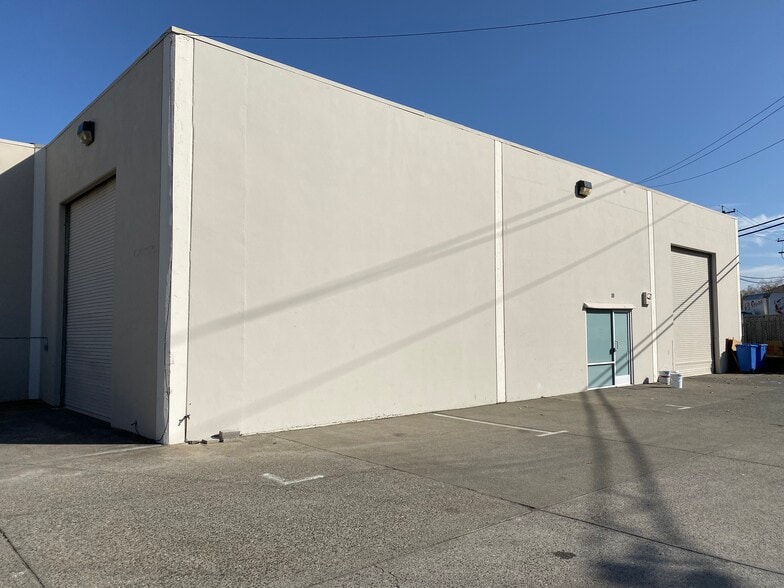 More Photos Of 88-96 Mitchell Blvd, San Rafael Manufacturing For Lease
