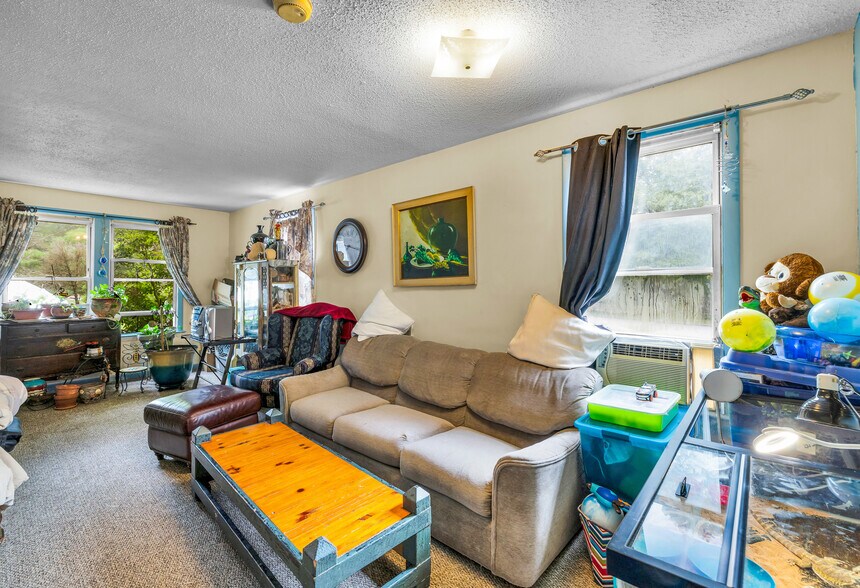 More Photos Of 678 Colonel Ledyard Hwy, Ledyard Storefront Retail Residential For Sale