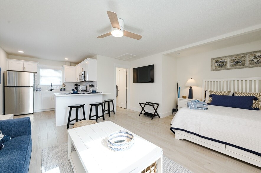 More Photos Of 701 N Ocean Shore Blvd, Flagler Beach Office Residential For Sale