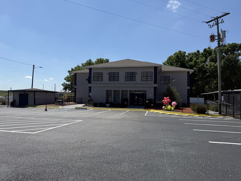 More Photos Of 1511 S US Highway 301, Tampa Office For Sale