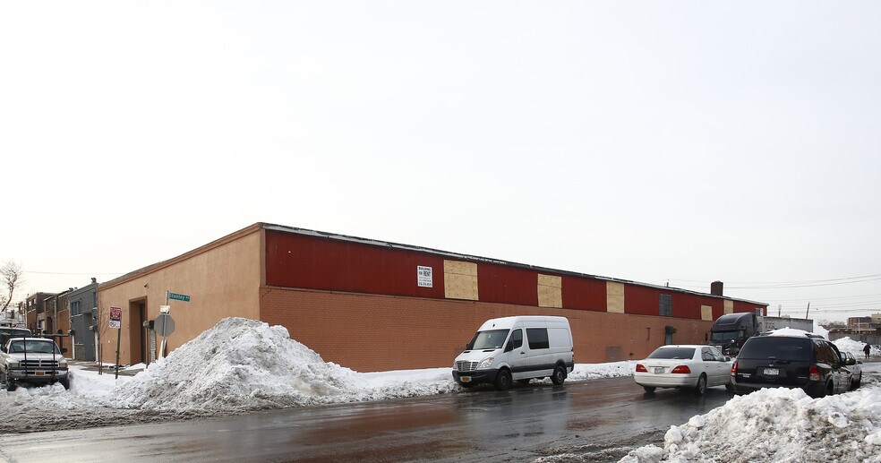 More Photos Of 634 Berriman St, Brooklyn Warehouse For Lease