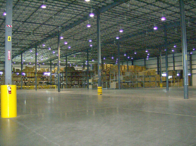 More Photos Of 314 Jefferson Ridge Pky, Lynchburg Distribution For Lease