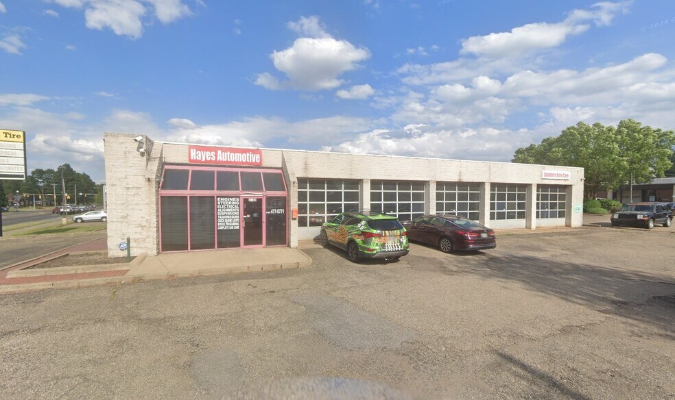 Primary Photo Of 3730 W Tuscarawas St, Canton Auto Repair For Sale