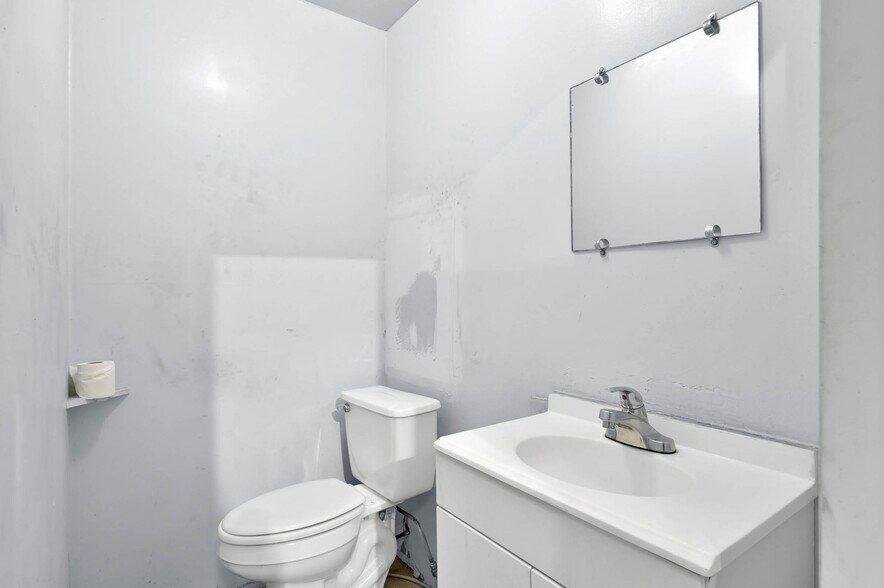 More Photos Of 3050 Farm To Market 2920 Rd, Spring Auto Repair For Sale