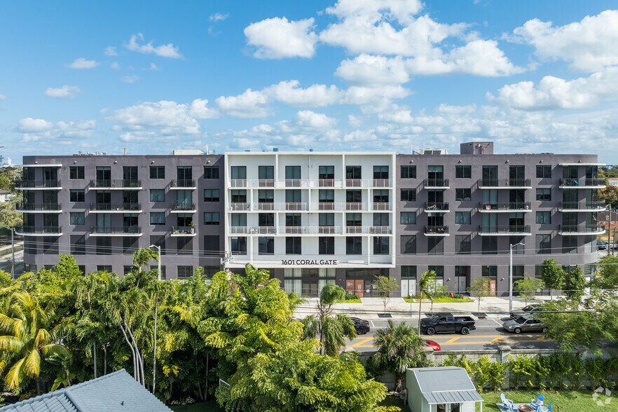 More Photos Of 1601 SW 32nd Ave, Miami Apartments For Lease