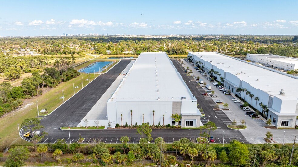 More Photos Of 6017 Southern Blvd, West Palm Beach Unknown For Lease