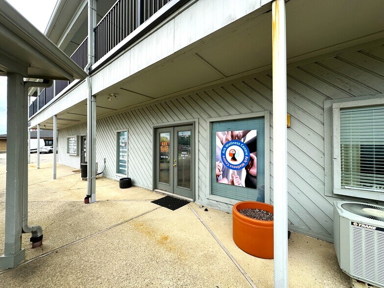 More Photos Of 7370-7372 Kingsgate Way, West Chester Medical For Lease