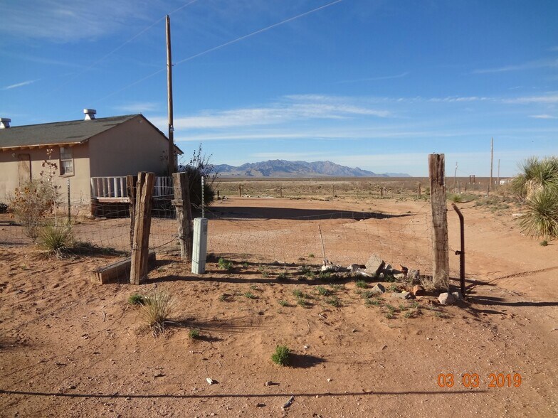 205 San Miguel st, La Mesa, NM 88044 Manufactured Housing Mobile Home