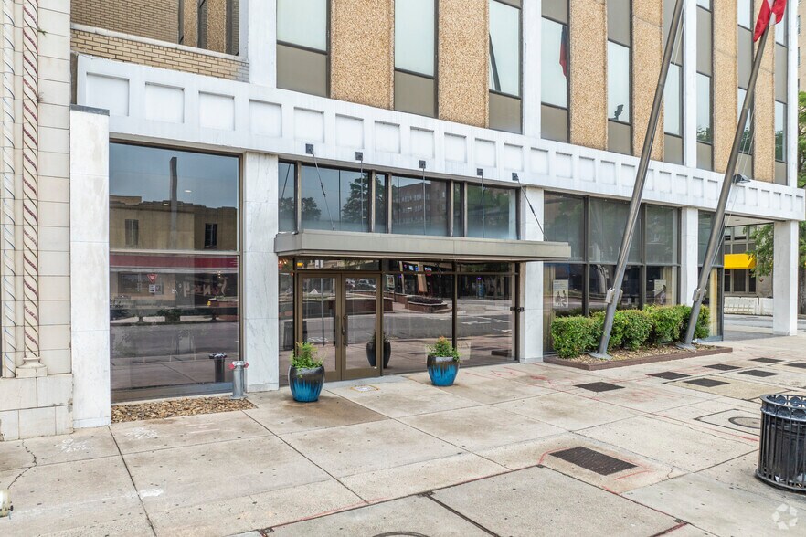 More Photos Of 801 Broad St, Augusta Office For Lease