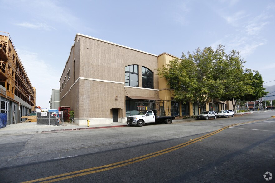 More Photos Of 125 N 1st Ave, Arcadia Freestanding For Lease