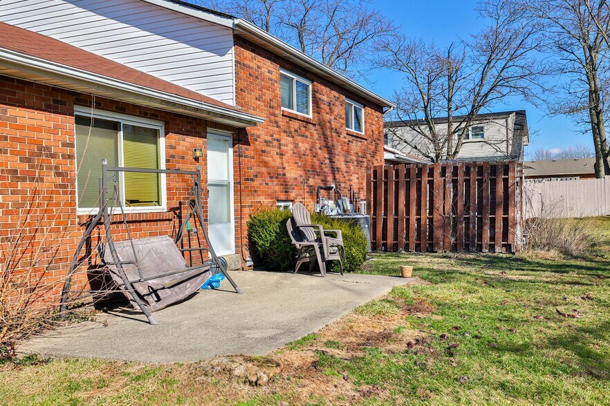 More Photos Of 7771 Jonathan Ct, West Chester Multifamily For Sale