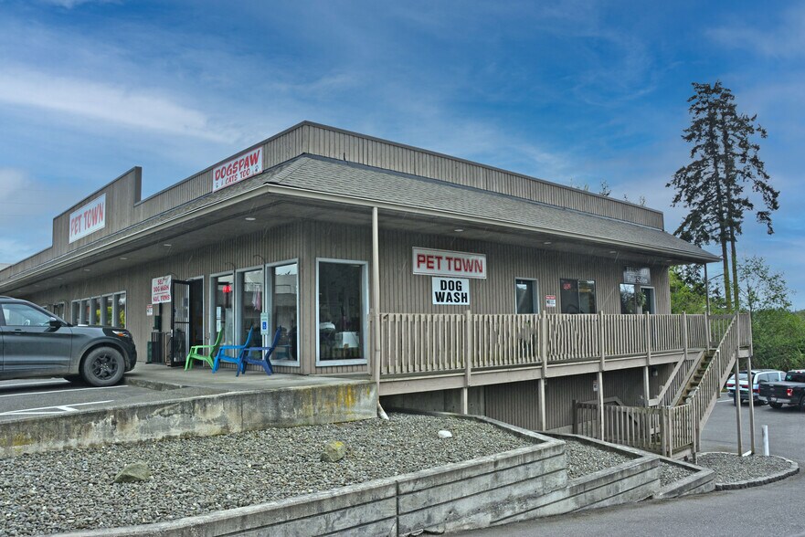 More Photos Of 2427 W Sims Way, Port Townsend General Retail For Sale