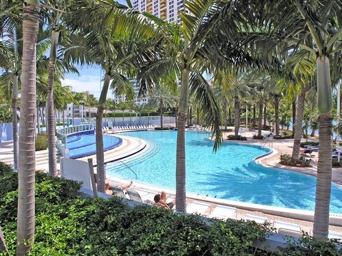 More Photos Of 1500-1506 Bay Rd, Miami Beach Apartments For Lease