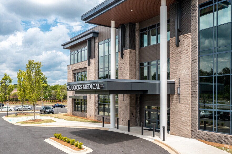 More Photos Of 2685 Peachtree Pky, Suwanee Medical For Lease