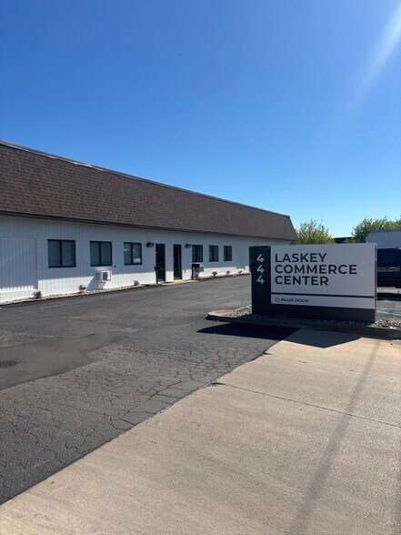 More Photos Of 5265-5272 Tractor Rd, Toledo Unknown For Lease