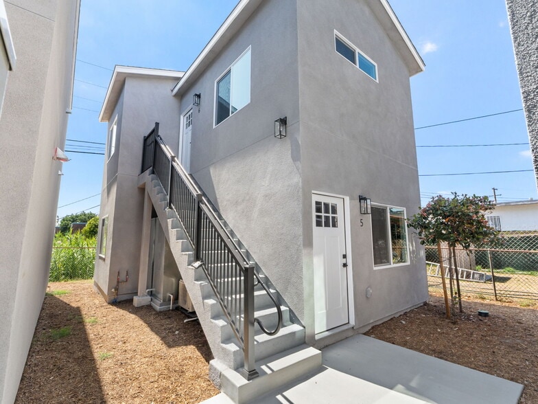 More Photos Of 438 Denby St, San Diego Multifamily For Sale