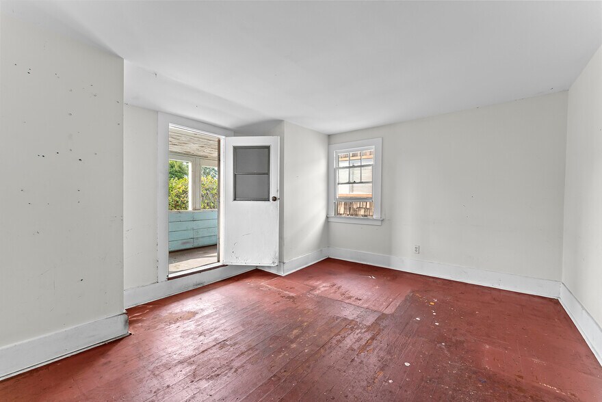 More Photos Of 2511 4th St, Santa Monica Multifamily For Sale