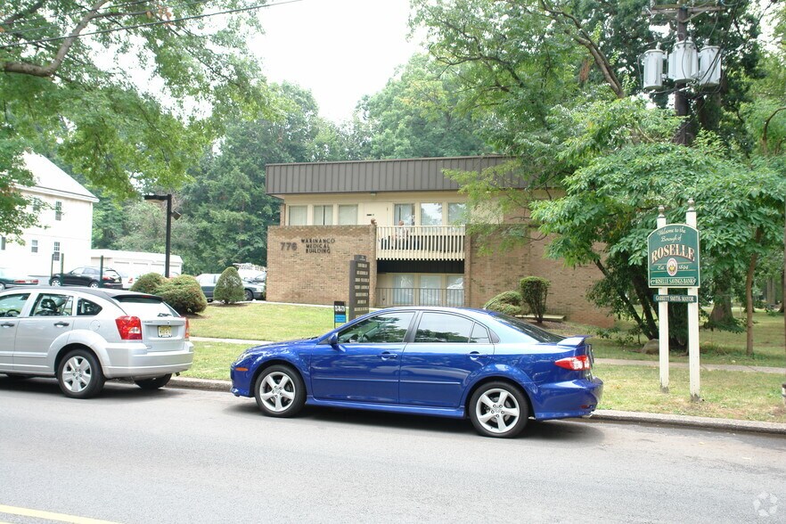 More Photos Of 776 E 3rd Ave, Roselle Medical For Lease