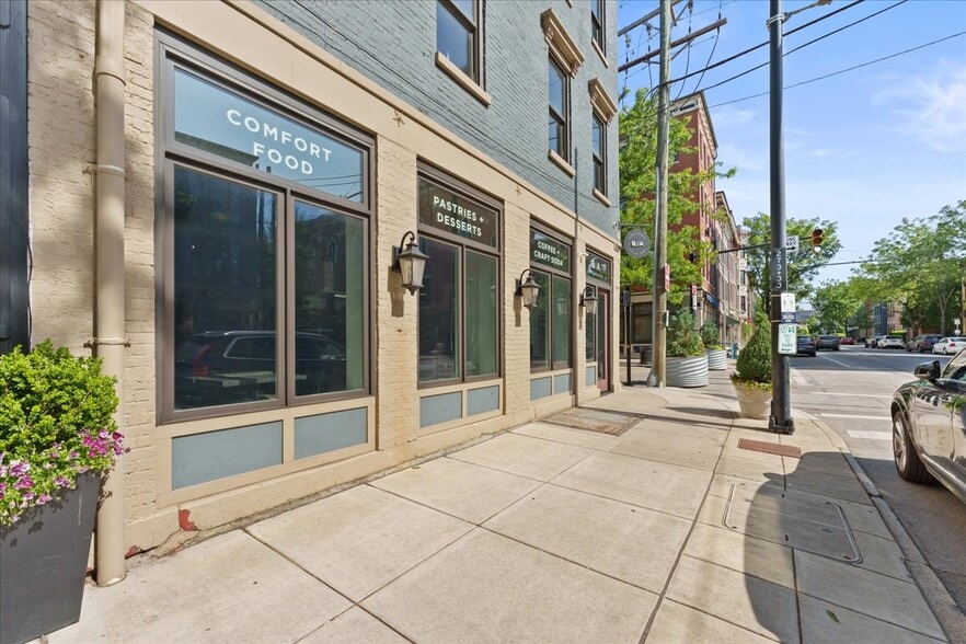 More Photos Of 1500 Race St, Cincinnati Apartments For Lease