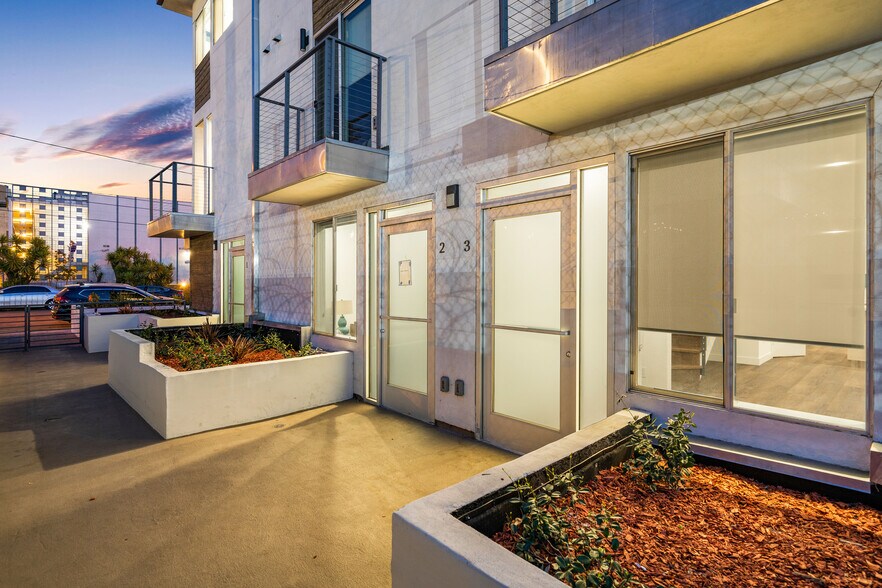 More Photos Of 1245 N New Hampshire Ave, Los Angeles Apartments For Sale