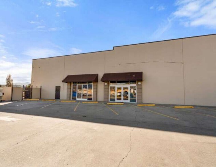 More Photos Of 304-350 NE Agness Ave, Grants Pass Unknown For Lease