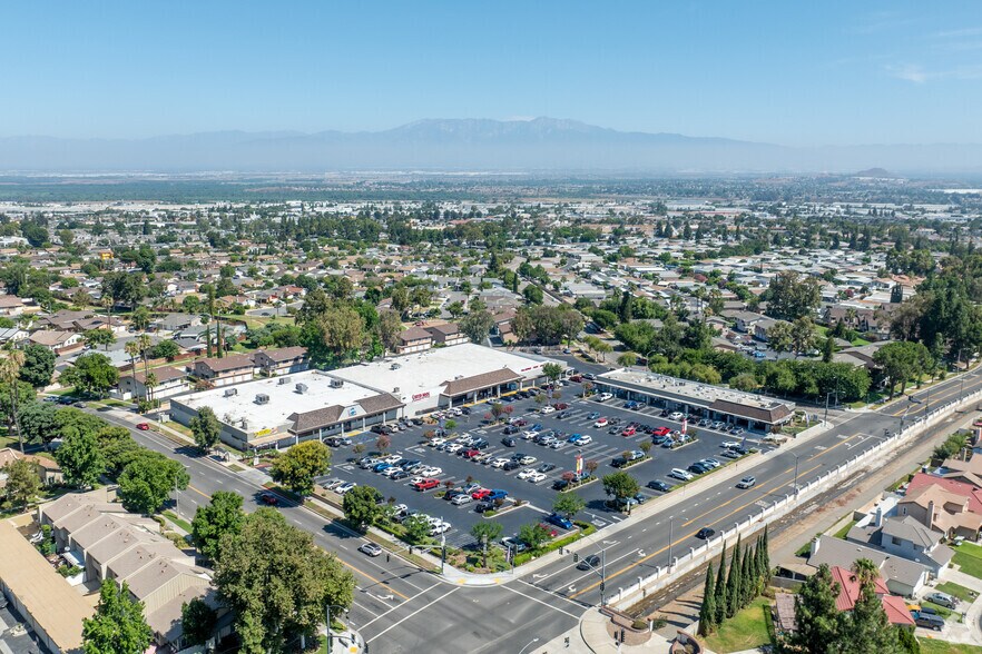 More Photos Of 1292 Border Ave, Corona Health Club For Sale