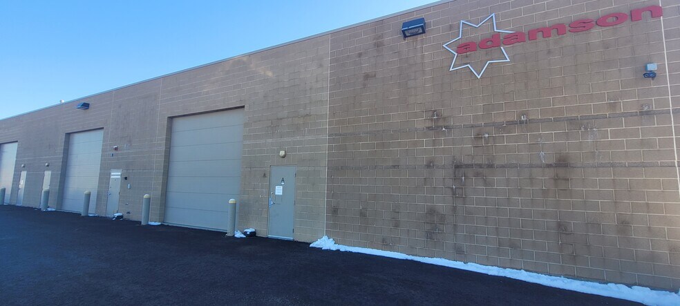 More Photos Of 3763 Imperial St, Frederick Showroom For Sale