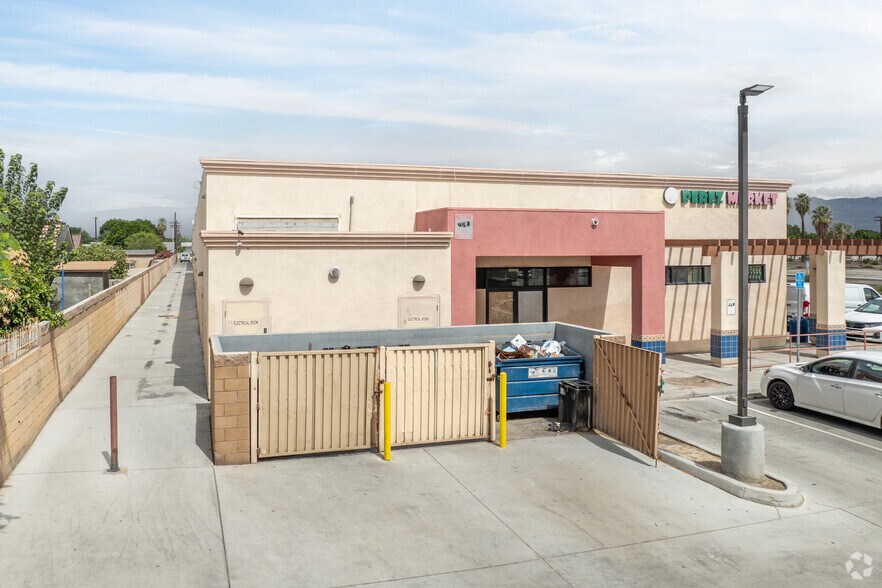 More Photos Of 52669 Cesar Chavez St, Coachella General Retail For Sale