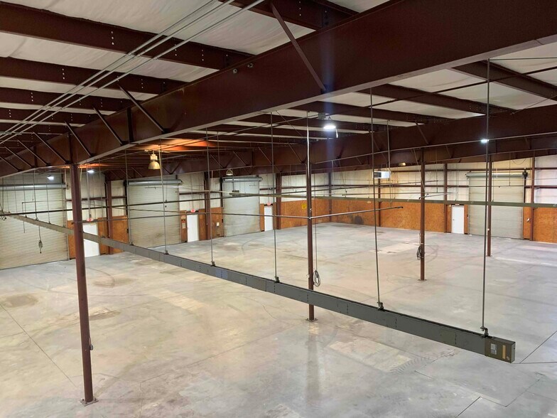 More Photos Of 3046 Matlock Dr NW, Kennesaw Warehouse For Lease