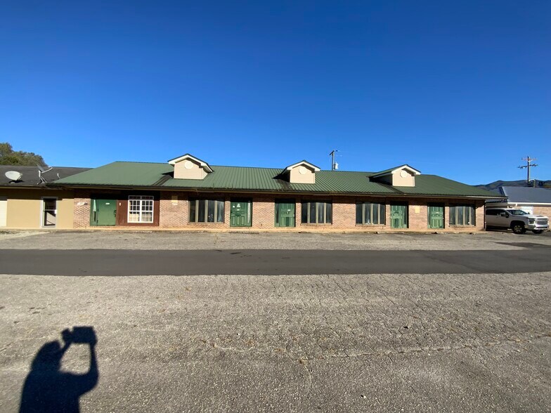 More Photos Of 18 Town Branch Rd, Andrews Office For Sale