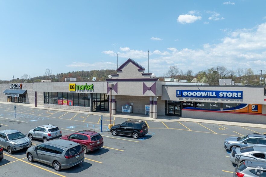 More Photos Of 4-28 Eagles Glenn Mall, East Stroudsburg Unknown For Lease