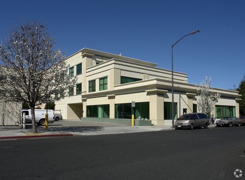 More Photos Of 1991 Broadway St, Redwood City Office For Lease