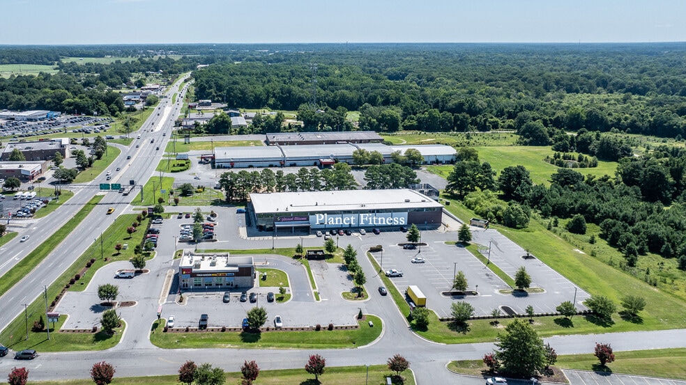 More Photos Of 4050 W Vernon Ave, Kinston Freestanding For Lease